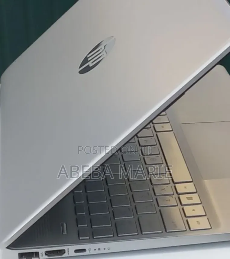New Laptop HP Stream Notebook 8GB Intel Core i7 SSD 1T