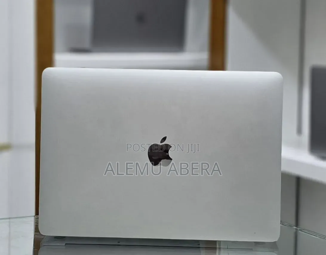 New Laptop Apple MacBook Air 2020 M1 8GB Apple M1 SSD 512GB