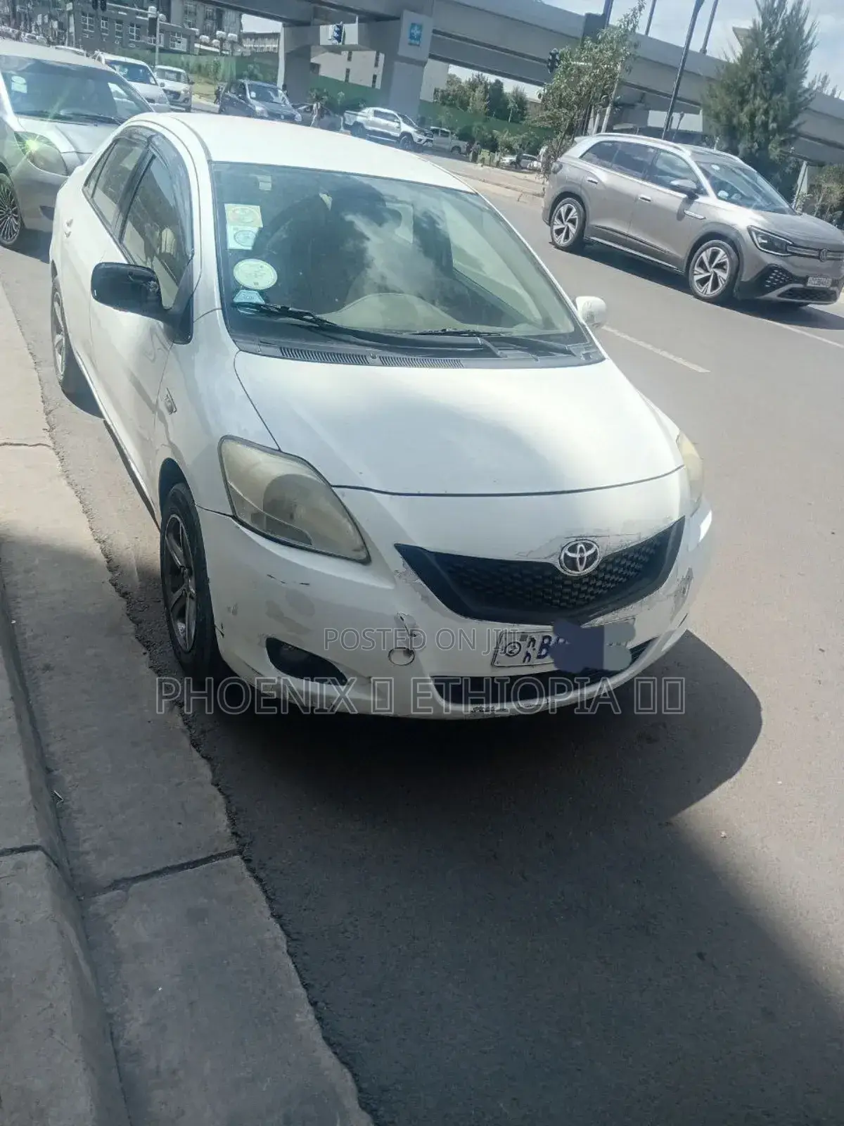 Toyota Yaris 2011 White