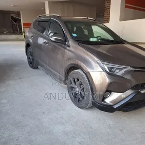 Toyota RAV4 2016 Brown