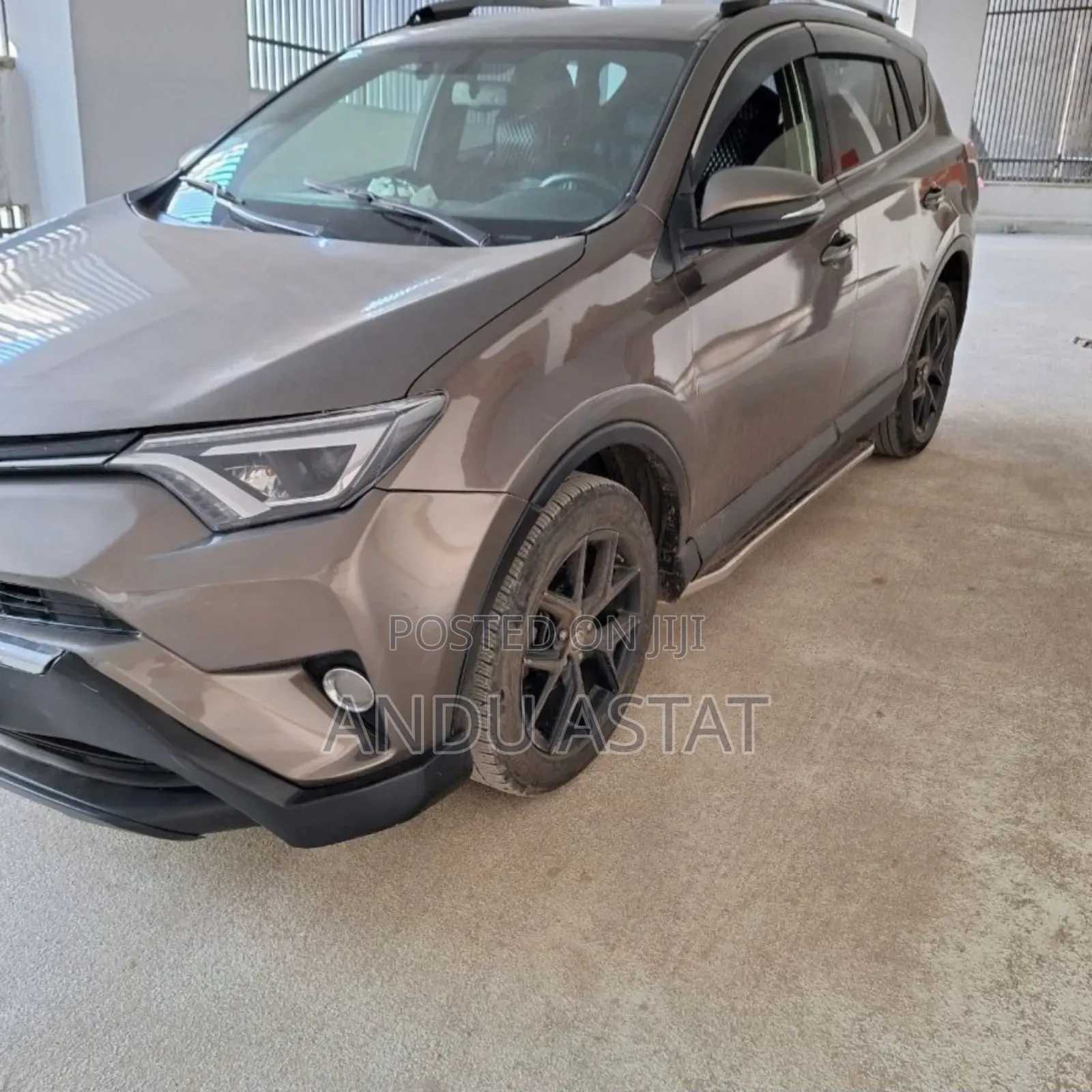 Toyota RAV4 2016 Brown