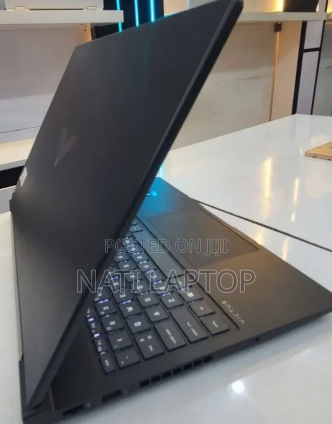 New Laptop HP Victus 15 16GB Intel Core i7 SSD 1T