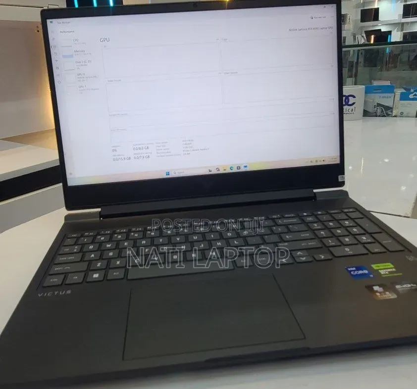 New Laptop HP Victus 15 16GB Intel Core i7 SSD 1T