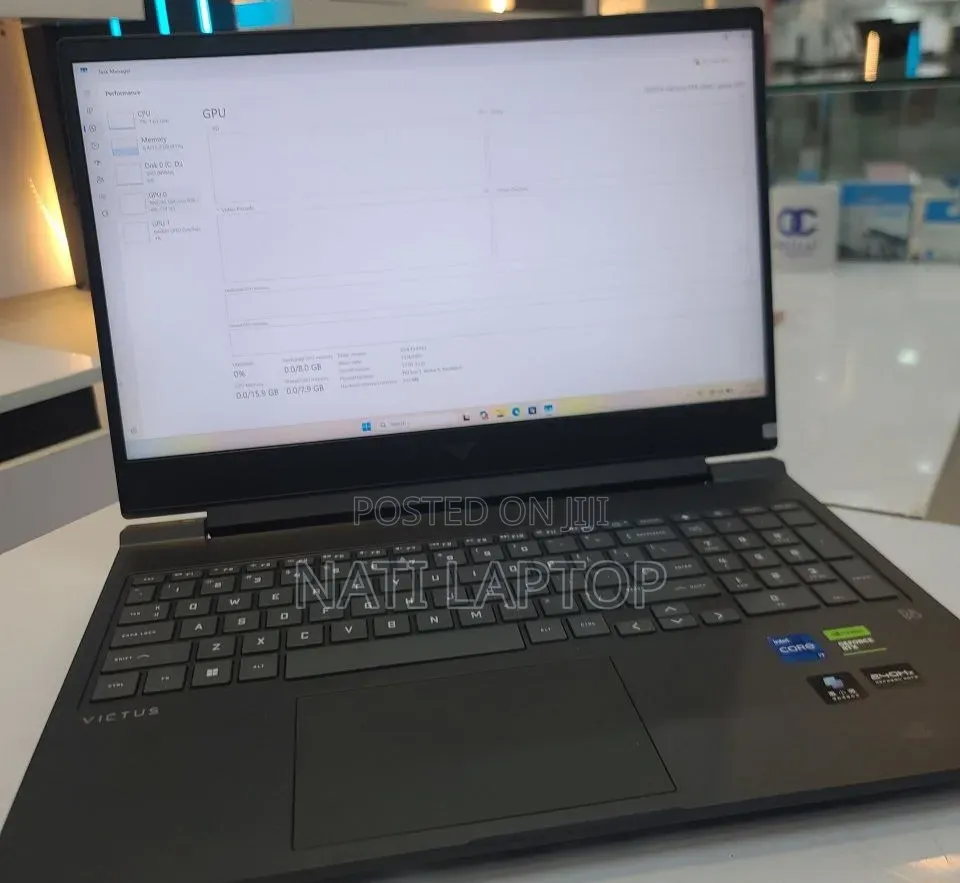 New Laptop HP Victus 15 16GB Intel Core i7 SSD 1T