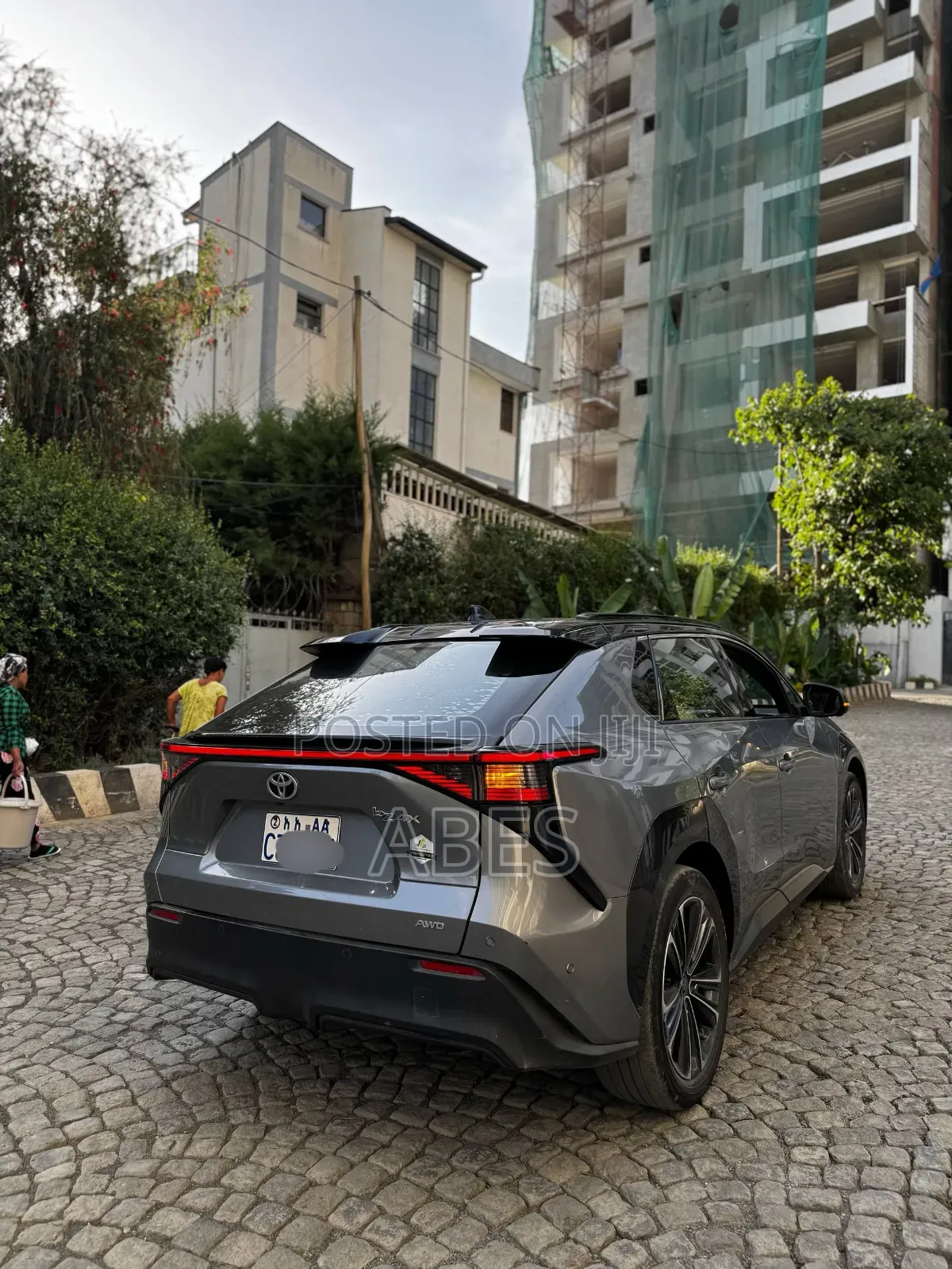 New Toyota bZ4X 71.4 kWh AWD 2023 Gray