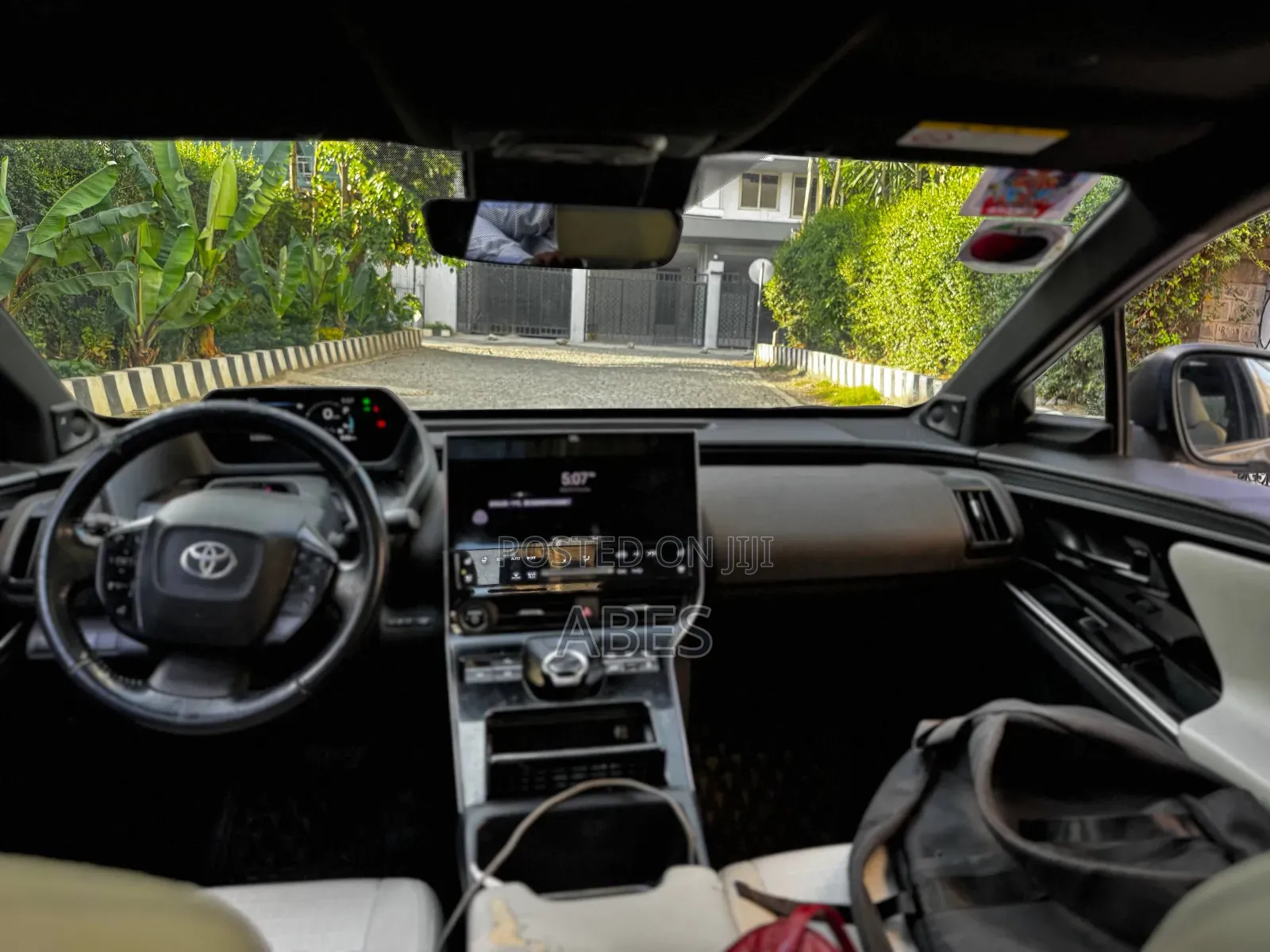 New Toyota bZ4X 71.4 kWh AWD 2023 Gray
