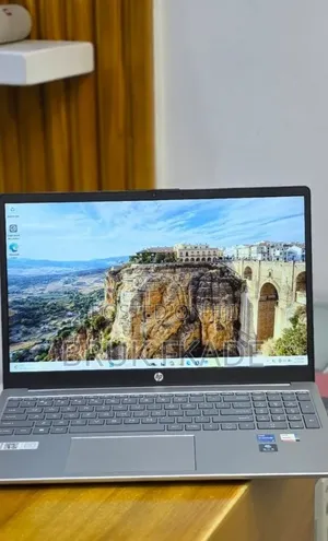 New Laptop HP Stream Notebook 16GB Intel Core i7 SSD 1T