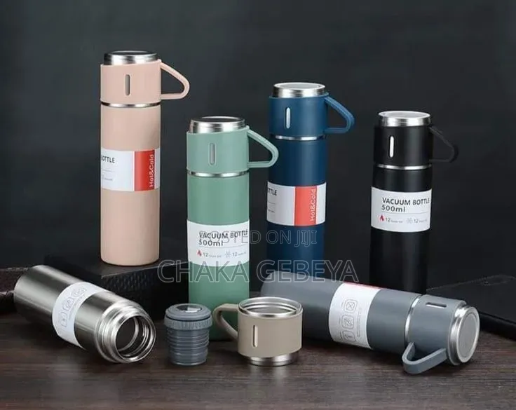3‐Piece Vacuum Flask Set – 500ml Mugs – Gift Box – Free Delivery