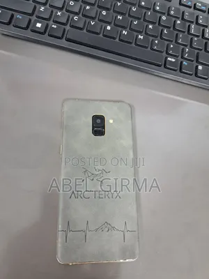 Samsung Galaxy A8 Plus 64 GB Gold