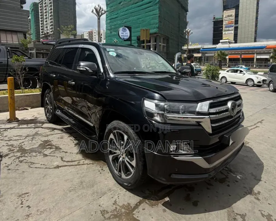 Toyota Land Cruiser 4.5 V8 VXR 2020 Black