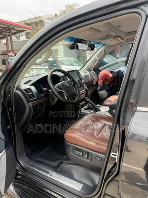 Toyota Land Cruiser 4.5 V8 VXR 2020 Black