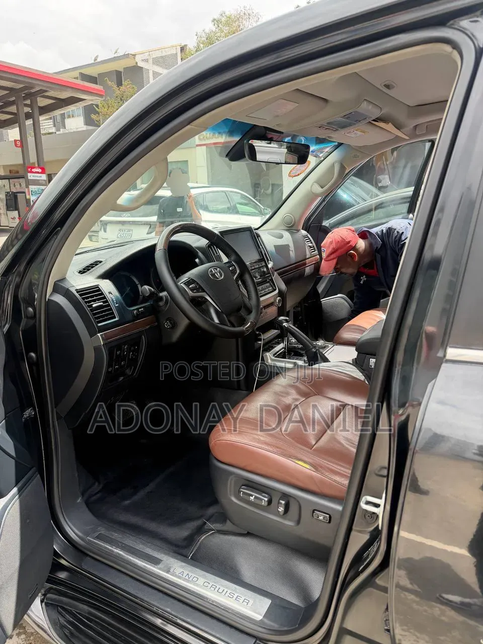 Toyota Land Cruiser 4.5 V8 VXR 2020 Black