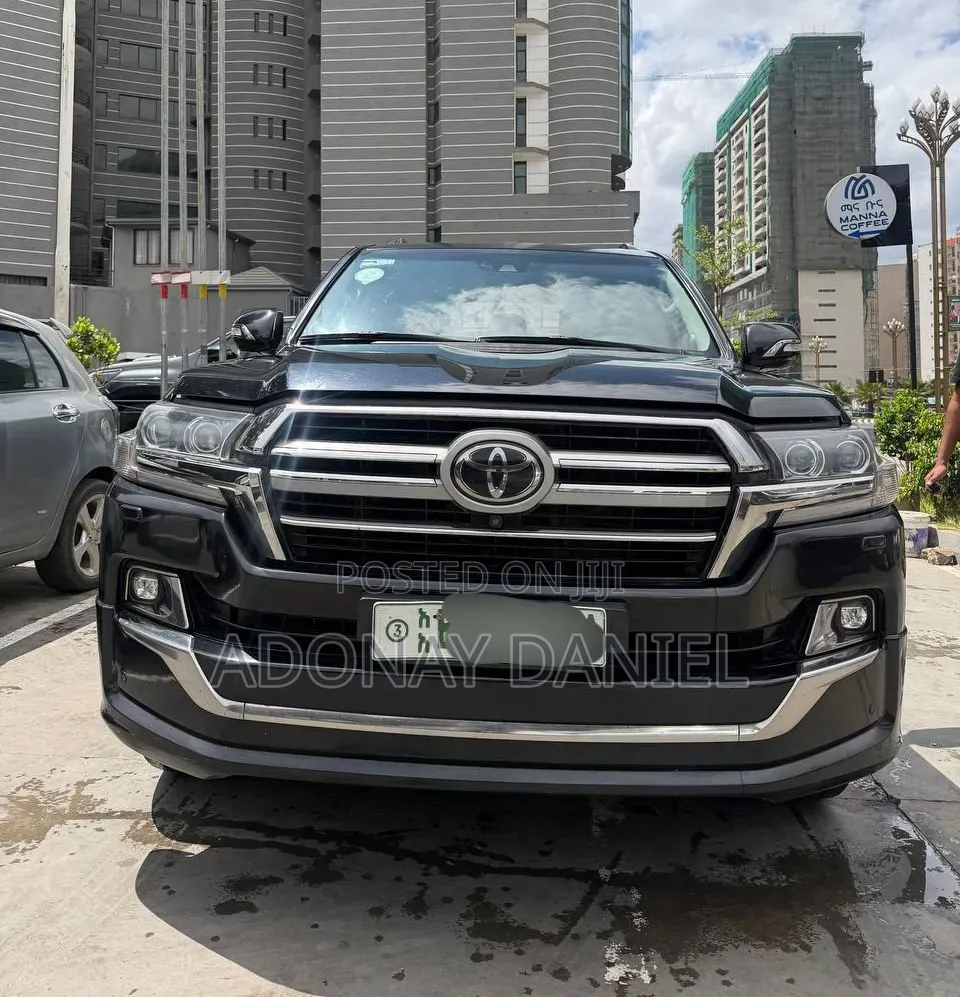 Toyota Land Cruiser 4.5 V8 VXR 2020 Black