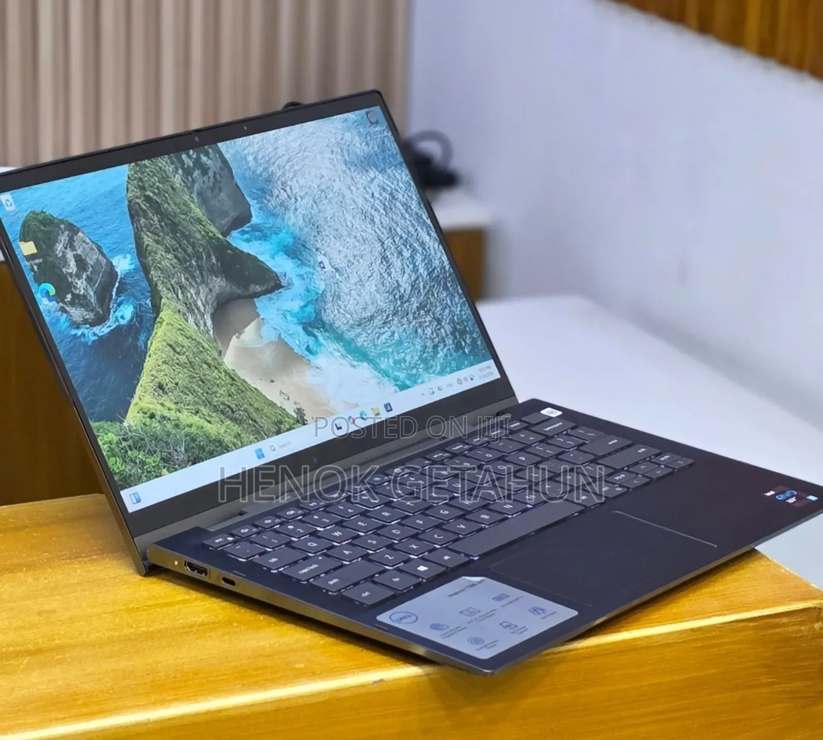 New Laptop Dell Inspiron 7306 16GB Intel Core i7 SSD 512GB