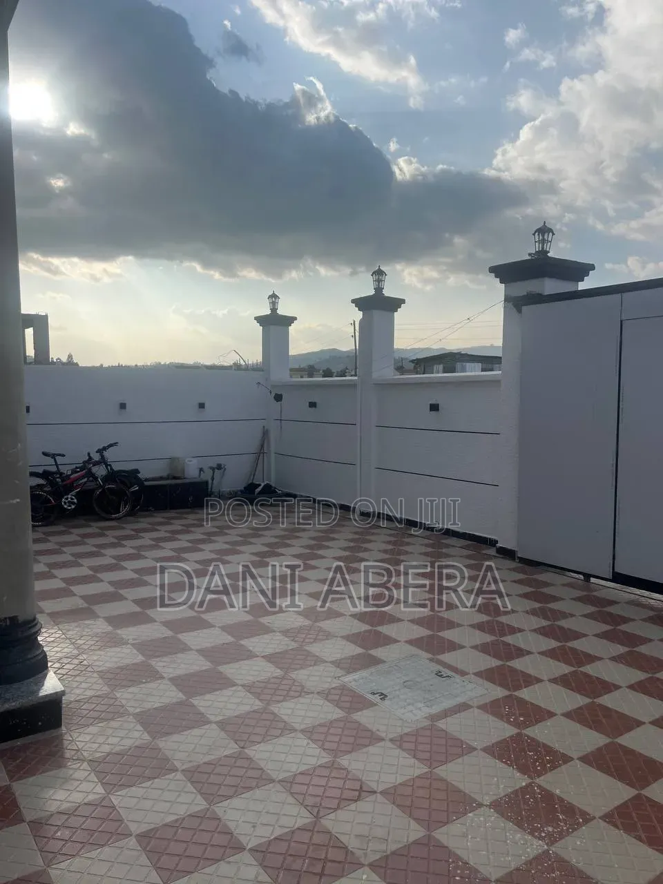 6bdrm Villa in Oromia-Finfinne for sale