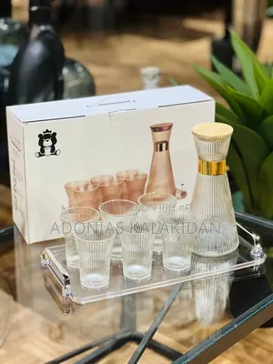 8 Pieces Glass Drinking Set