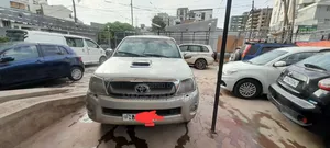 Toyota Hilux 2.7 VVT-i 4X4 SRX 2010 White