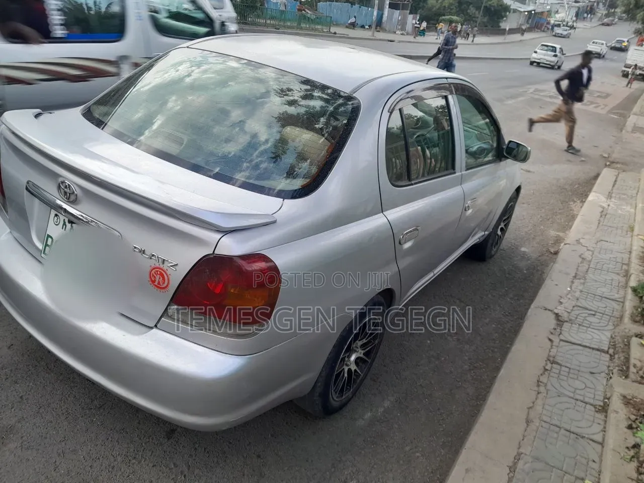 Toyota Platz 2004 Silver