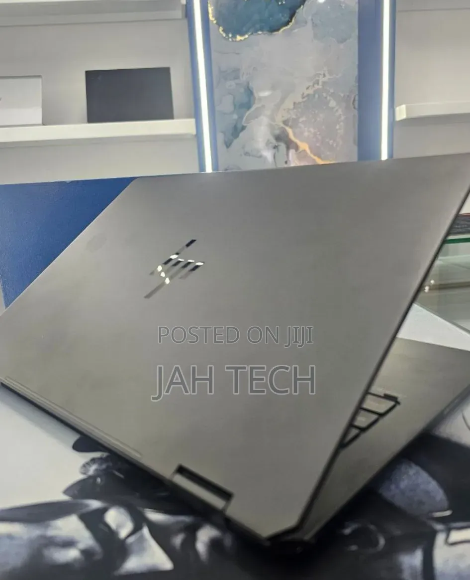 New Laptop HP OmniBook Ultra Flip 14" 16GB Intel Core Ultra 7 SSD 1T