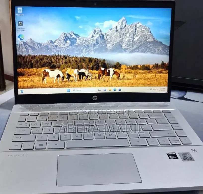 New Laptop HP Pavilion 14 8GB Intel Core i5 SSD 512GB