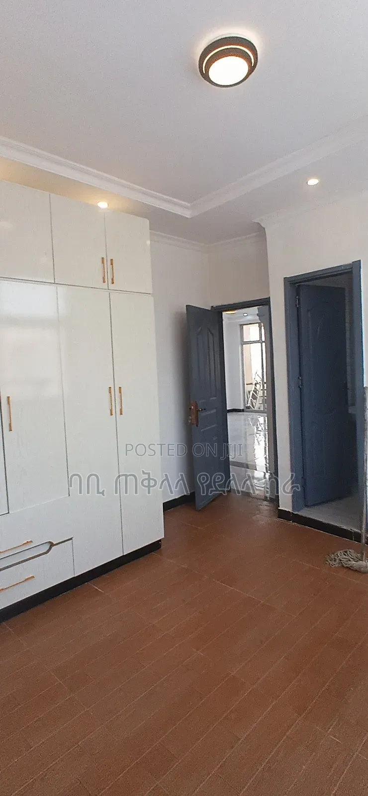 Furnished 3bdrm House in Condominium, Bole for sale