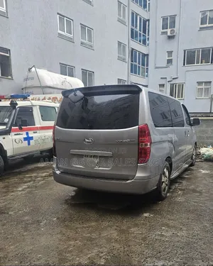 Hyundai H1 2021 Silver