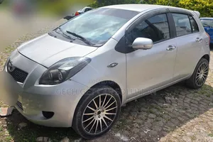 Toyota Yaris 2006 Silver