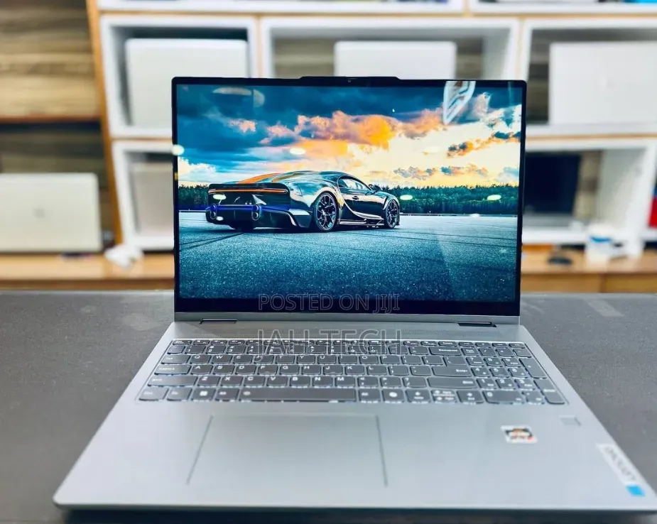 New Laptop Lenovo Yoga 7i 16GB AMD Ryzen 7 SSD 512GB