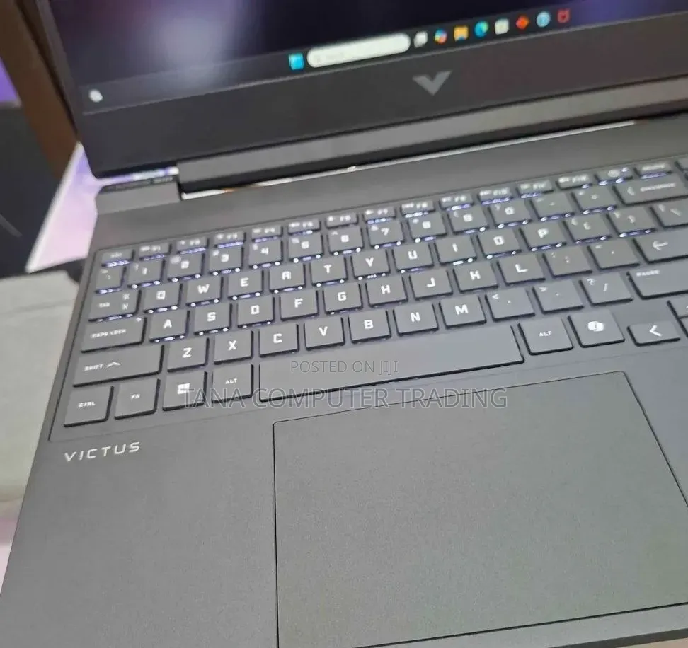 New Laptop HP Victus 16 16GB Intel Core i7 SSD 1T