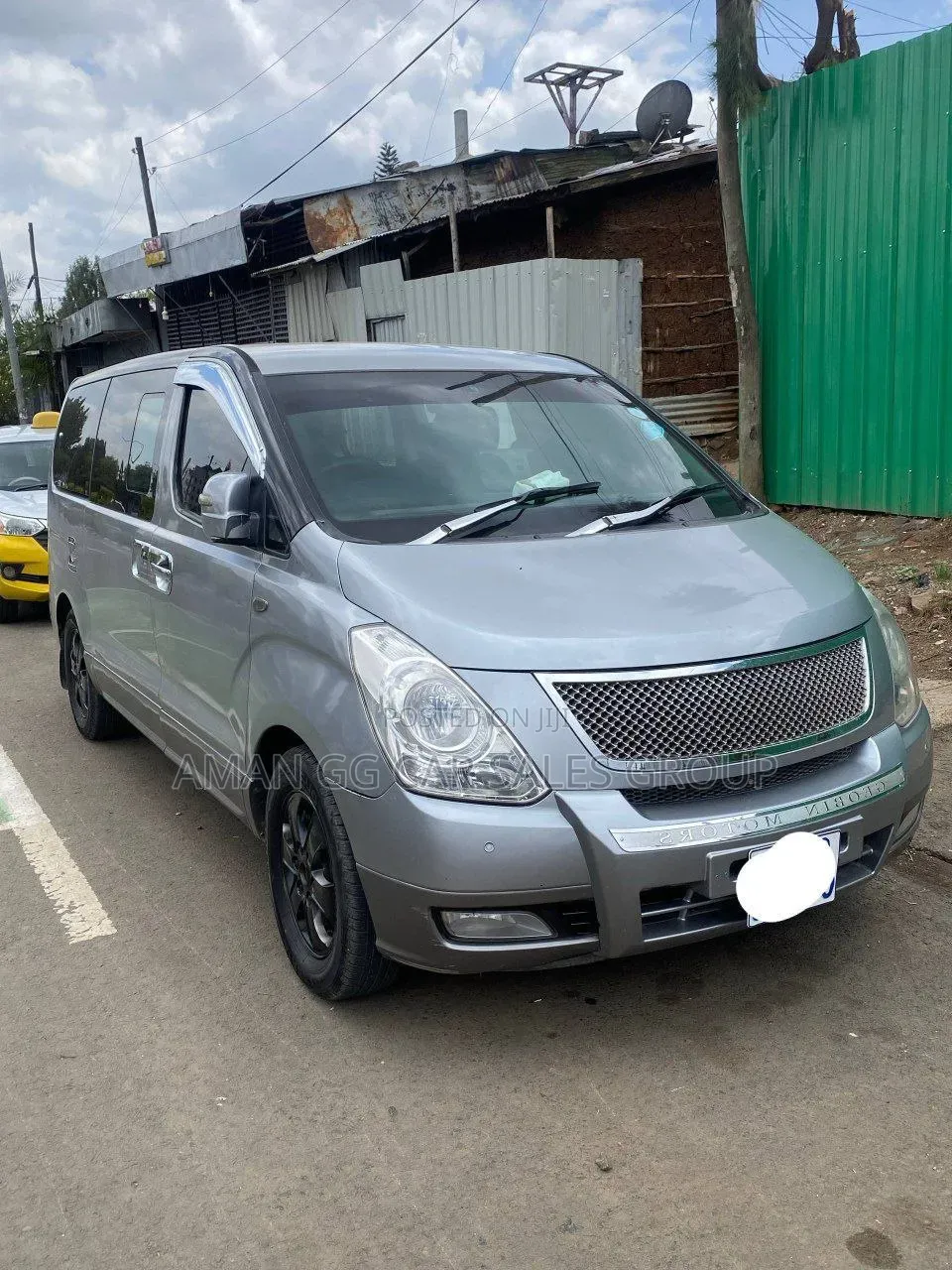 Hyundai Starex 2012 Silver
