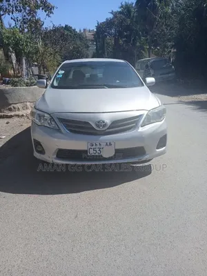 Toyota Corolla 2012 Silver