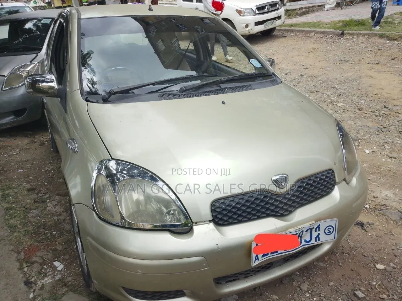 Toyota Vitz 2002 Teal