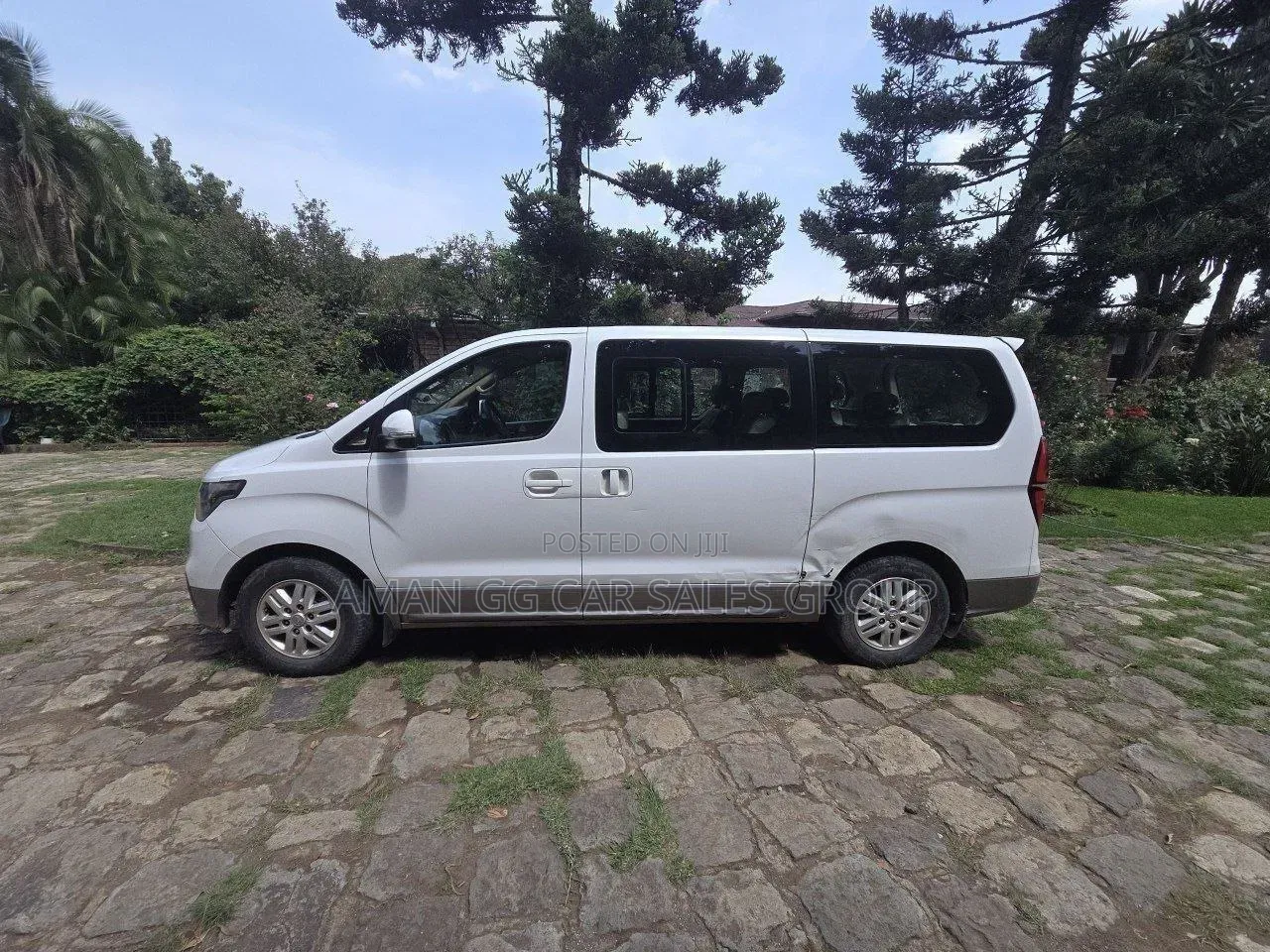 Hyundai Starex 2017 White