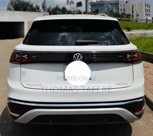 Volkswagen ID.6 2024 White