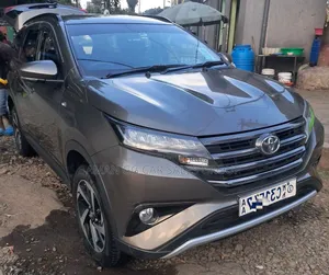 Toyota Rush 2022 Gray