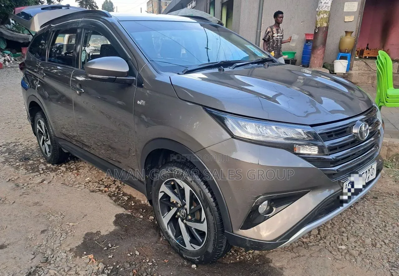 Toyota Rush 2022 Gray