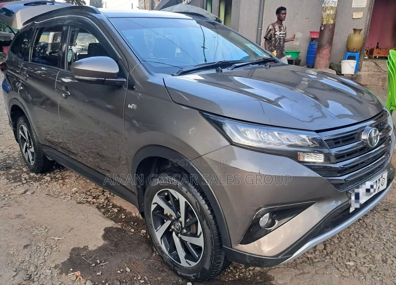 Toyota Rush 2022 Gray