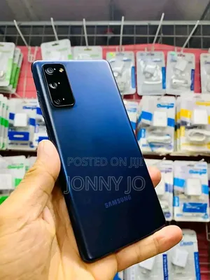New Samsung Galaxy S20 FE 5G 128 GB Blue