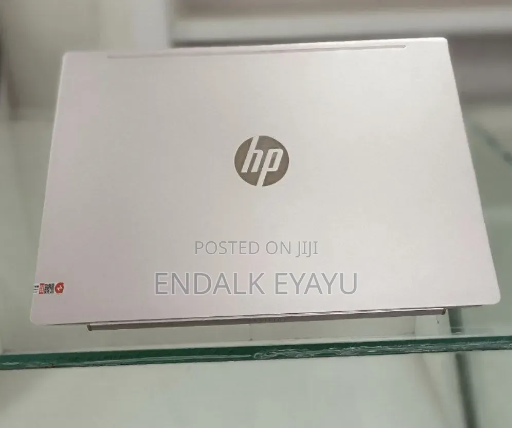 New Laptop HP Pavilion 14 8GB Intel Core i5 SSD 512GB