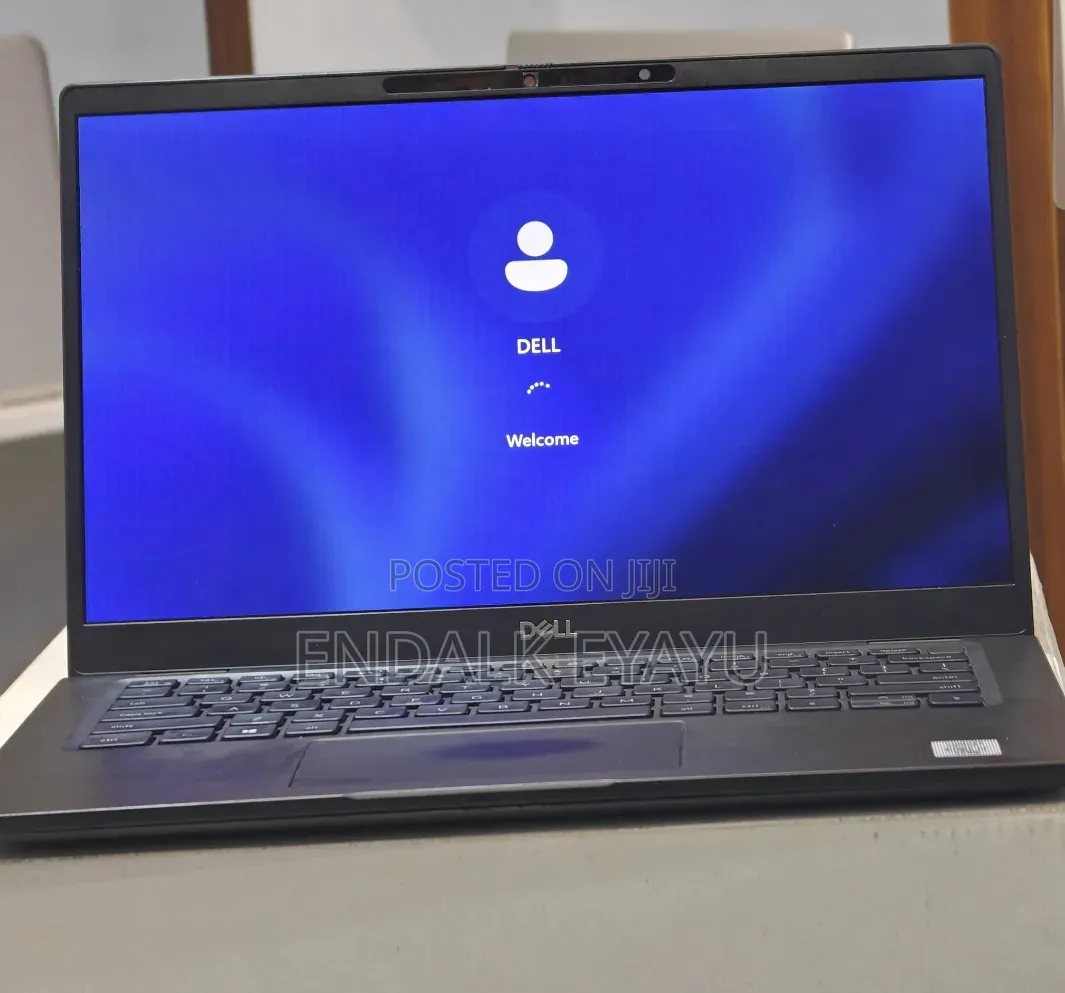 New Laptop Dell 16GB Intel Core i5 SSD 512GB