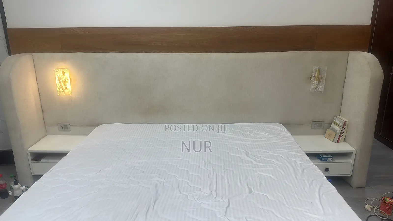 Luxurious Modern 200 Meter Bed 5 Month Use