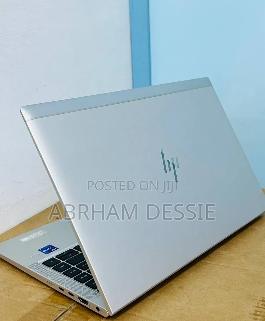 New Laptop HP EliteBook 840 G8 16GB Intel Core i7 SSD 512GB