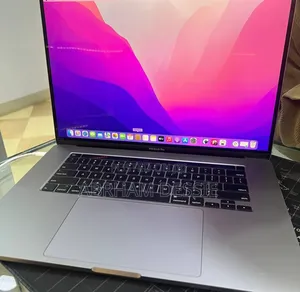 New Laptop Apple MacBook Pro 2019 32GB Intel Core i9 SSD 512GB