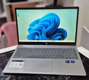 New Laptop HP 16GB Intel Core Ultra 7 SSD 512GB