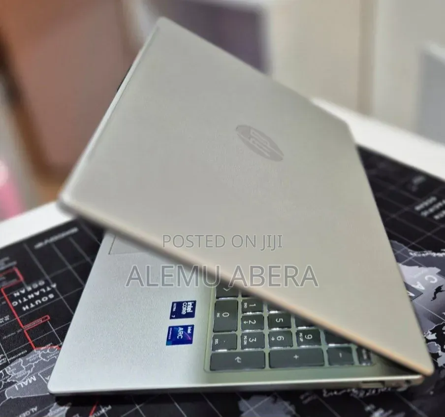 New Laptop HP 16GB Intel Core Ultra 7 SSD 512GB