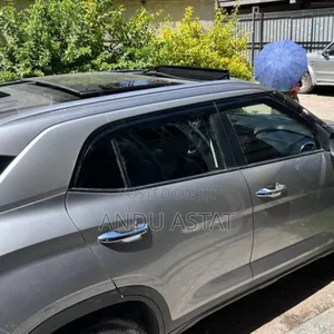 Hyundai Creta 2024 Silver
