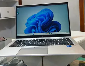 New Laptop HP EliteBook 840 G8 16GB Intel Core i5 SSD 512GB