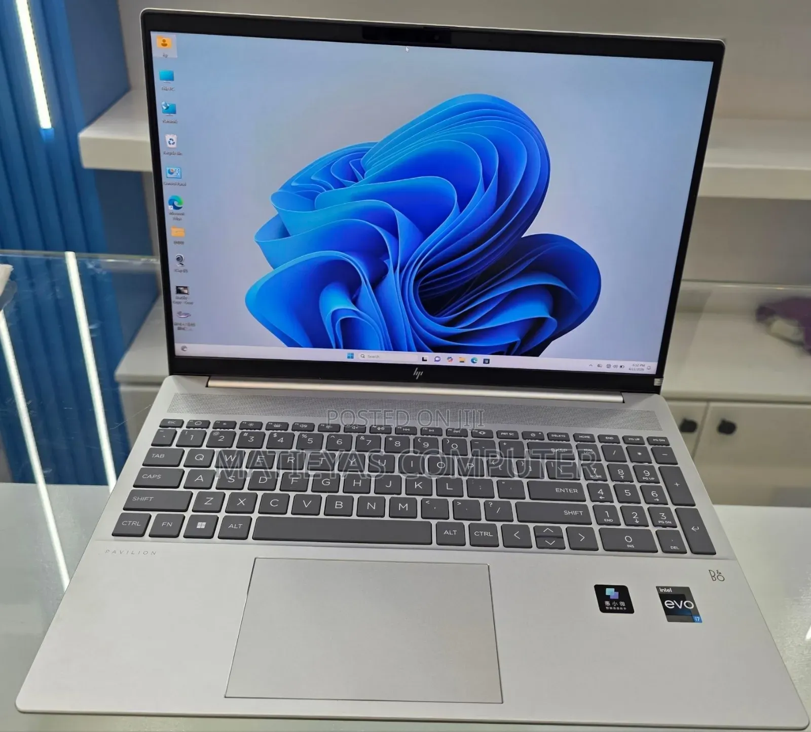 New Laptop HP 16GB Intel Core i7 SSD 1T