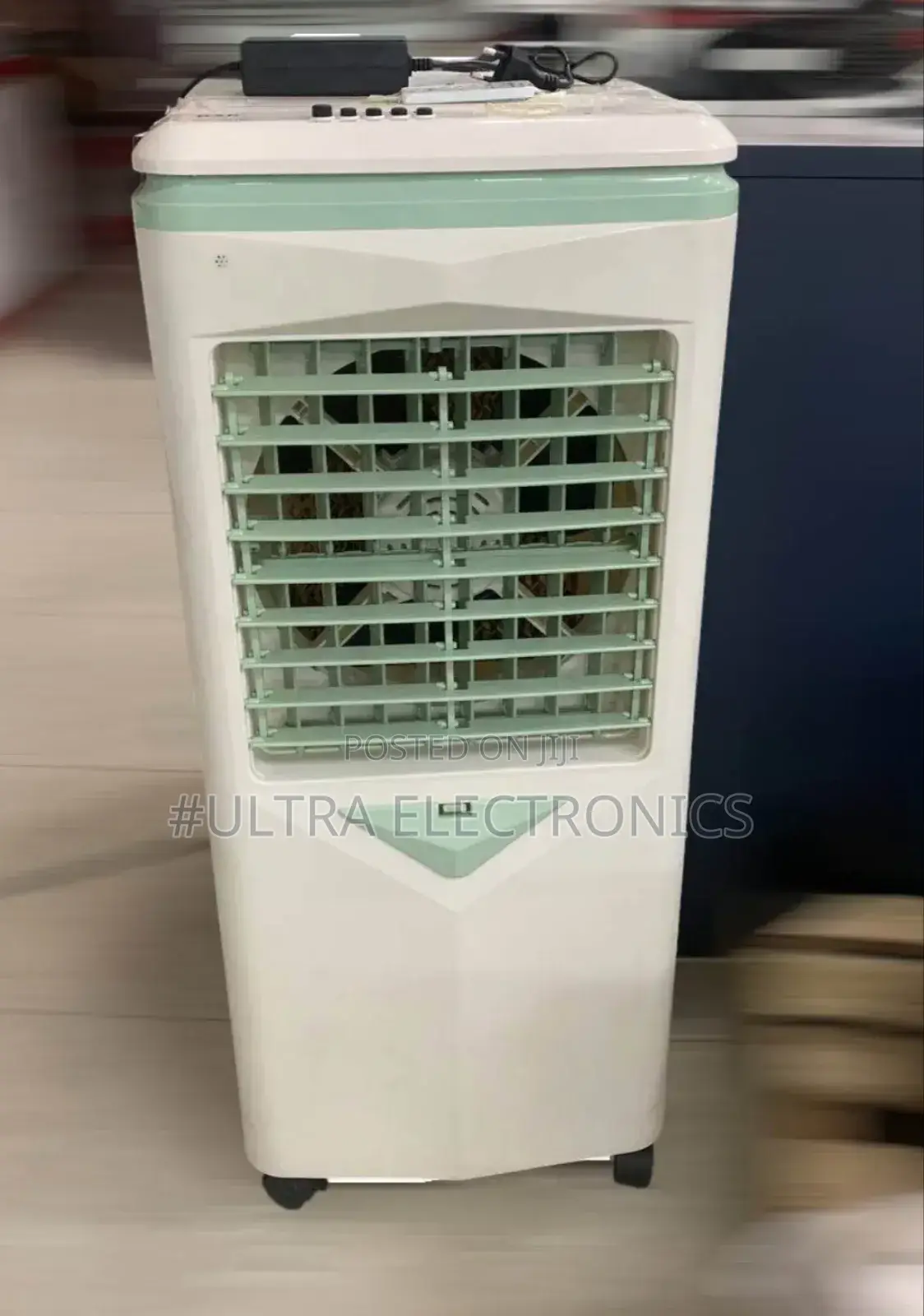 Dak Brand Portable Evaporative Air Cooler, Likely a 20-Liter
