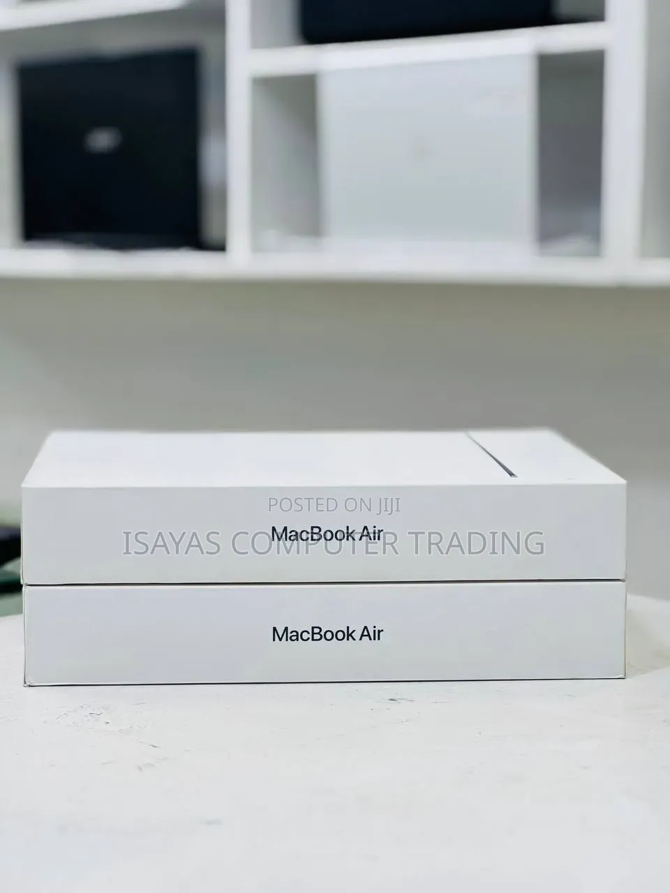 New Laptop Apple MacBook Air 2025 M4 13-inch 16GB Apple M4 SSD 256GB